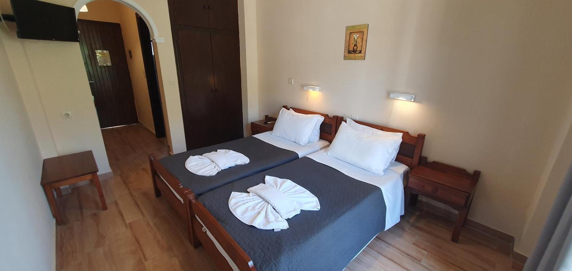 Apartahotel Phivos