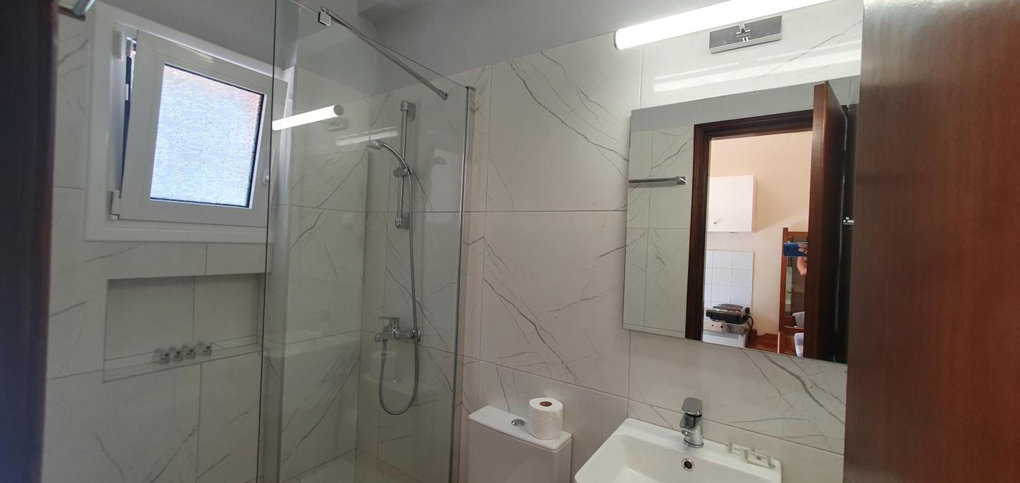 Apartahotel Phivos *